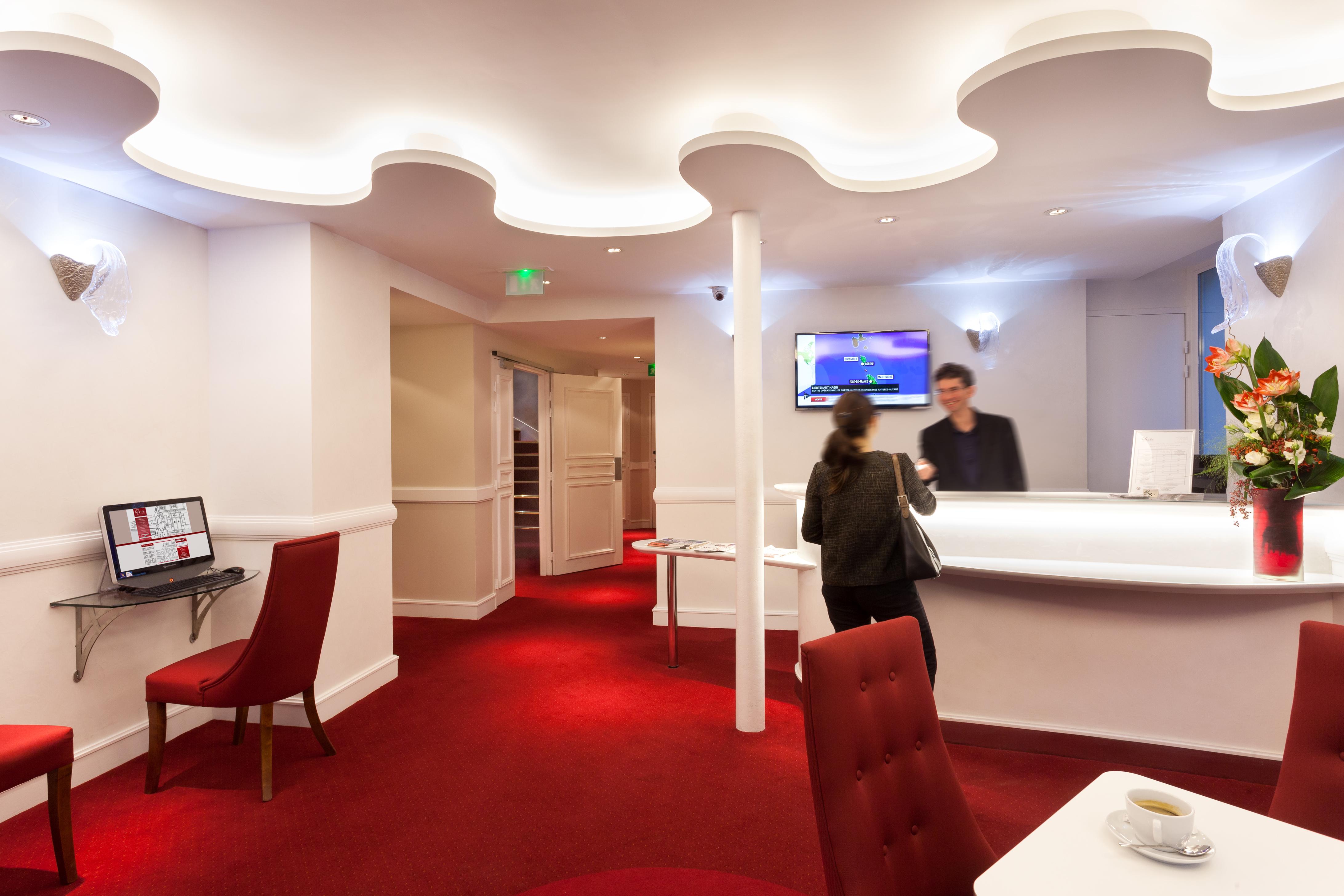 Hotel Elysée Gare De Lyon 4*